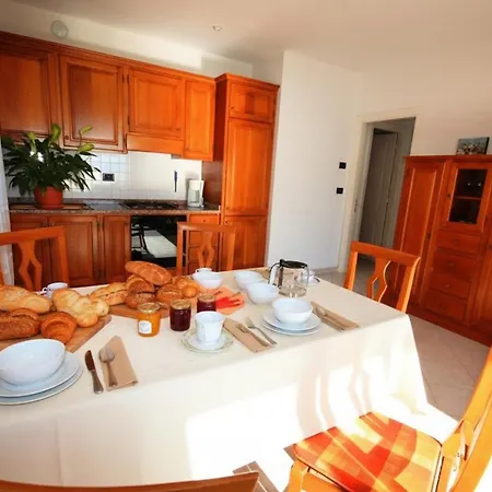 Il Giardino Sul Mare 公寓 *